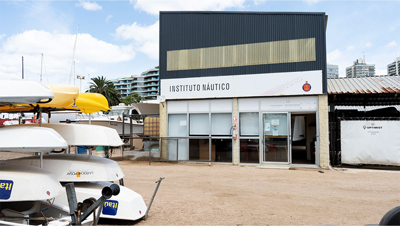 yacht club uruguayo precios